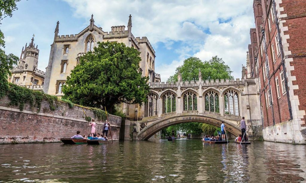 Cambridge Travel Tips: Exploring the Historic City