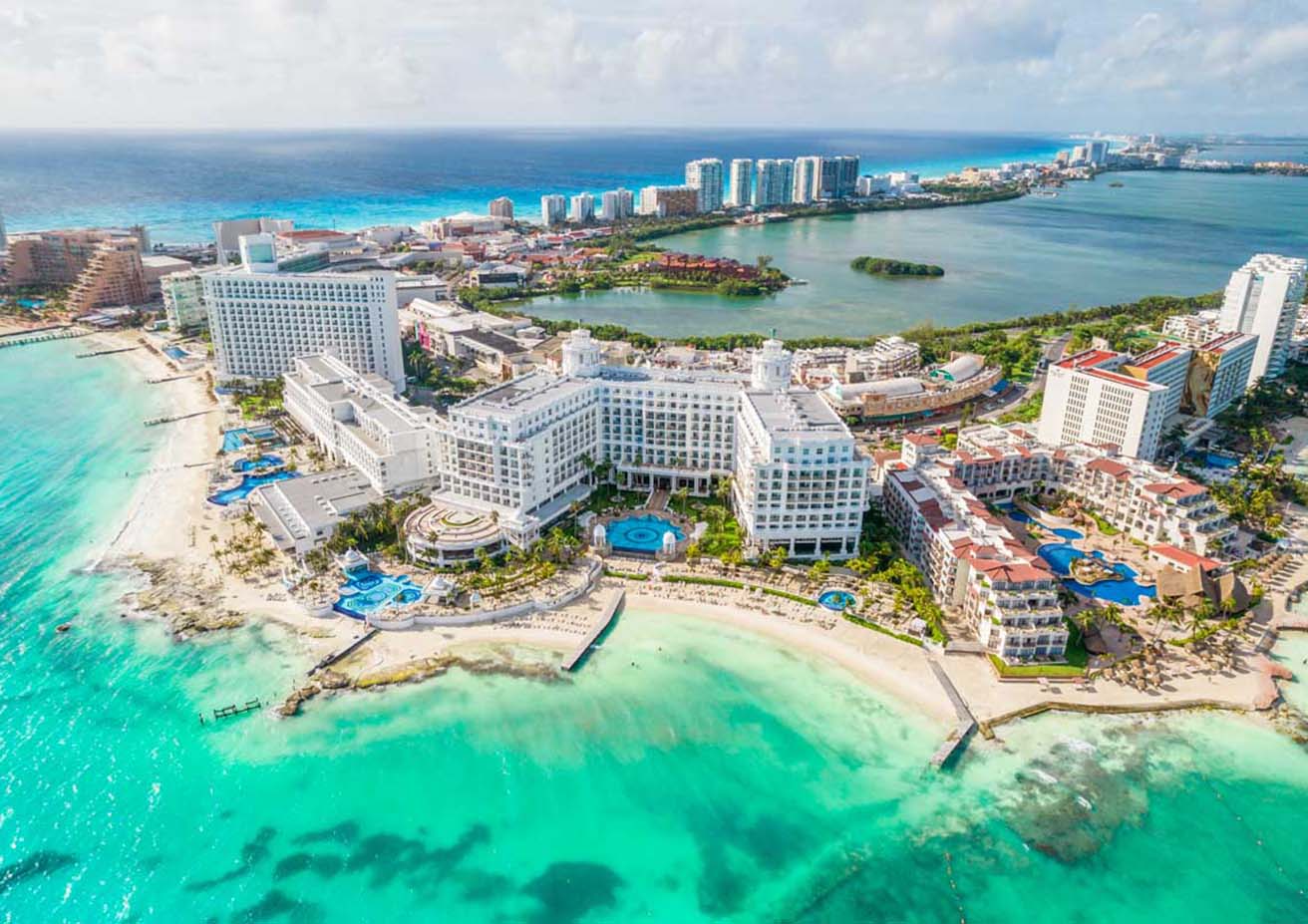 Must-See Cancun: The Ultimate Guide to Top Attractions and Hidden Gems